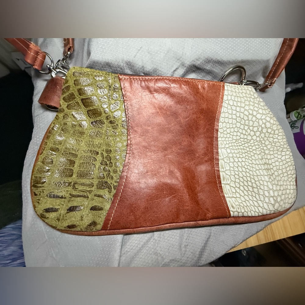 HANDMADE & Vintage.  Made in Syracuse, NY CROSSBODY!!